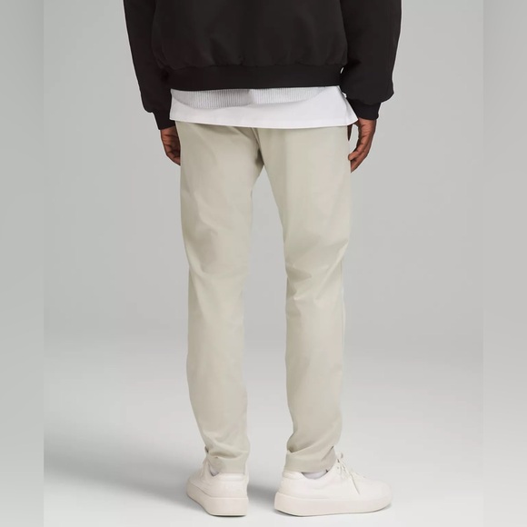 Lululemon Men’s Commission Slim-Fit Pant Size 36 W/30 L in Raw Linen EUC - Picture 2 of 7